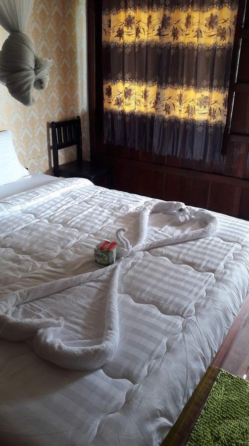Riverside Bungalow Hotel Ban Dondét Екстериор снимка