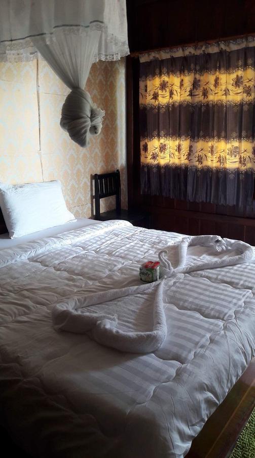 Riverside Bungalow Hotel Ban Dondét Екстериор снимка