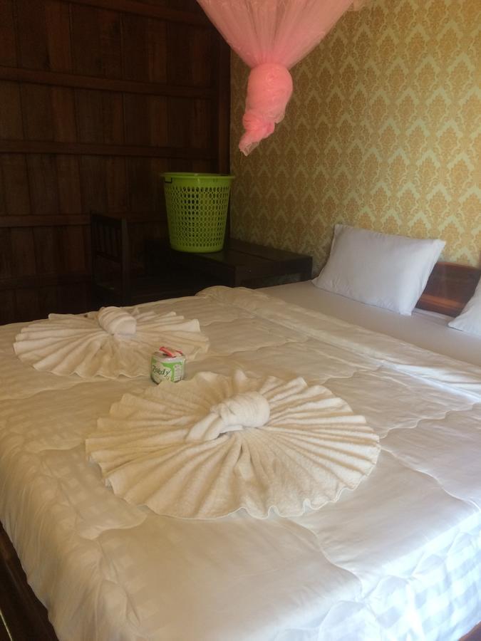 Riverside Bungalow Hotel Ban Dondét Екстериор снимка