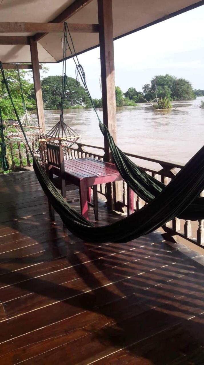 Riverside Bungalow Hotel Ban Dondét Екстериор снимка