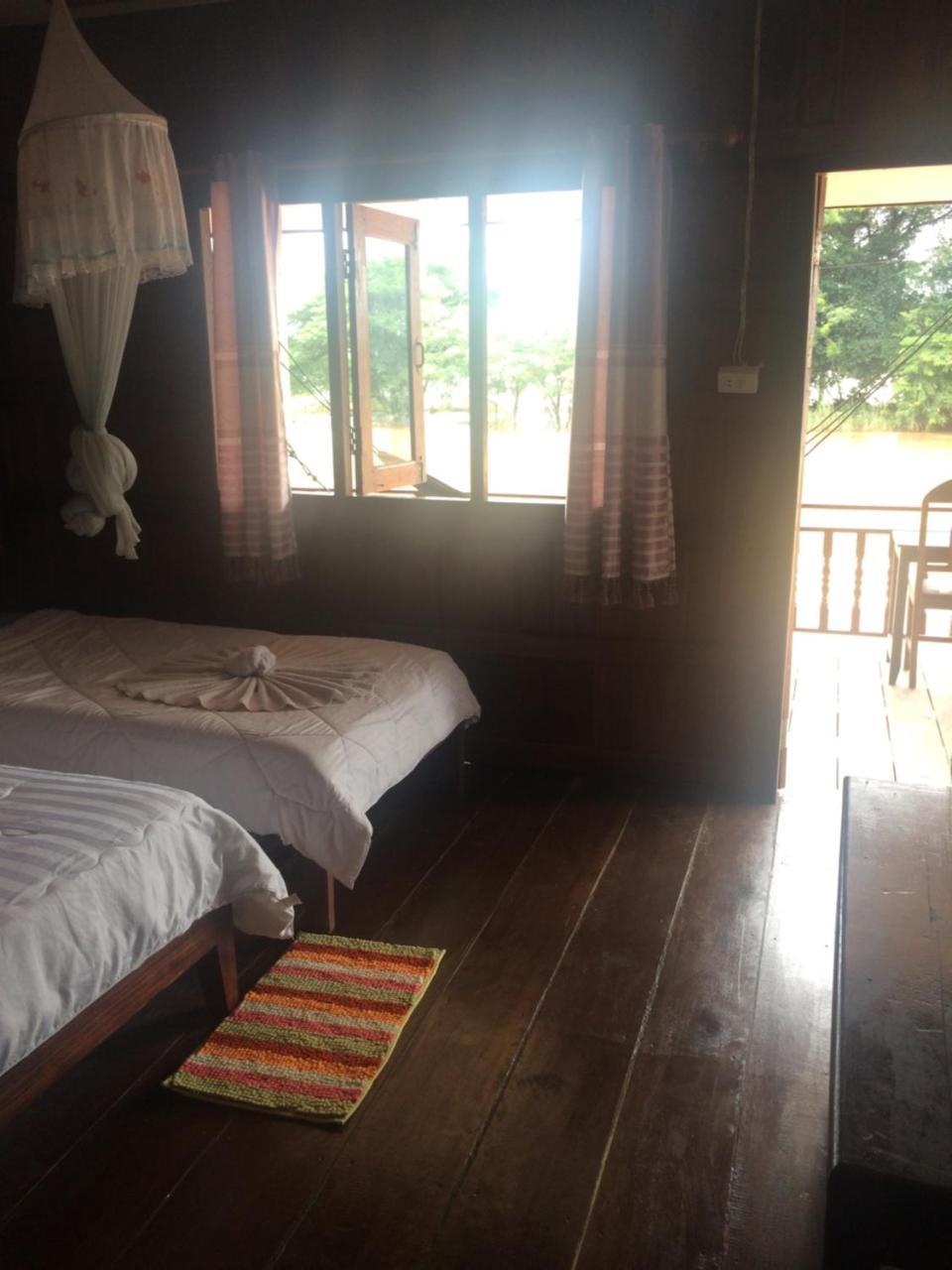 Riverside Bungalow Hotel Ban Dondét Екстериор снимка