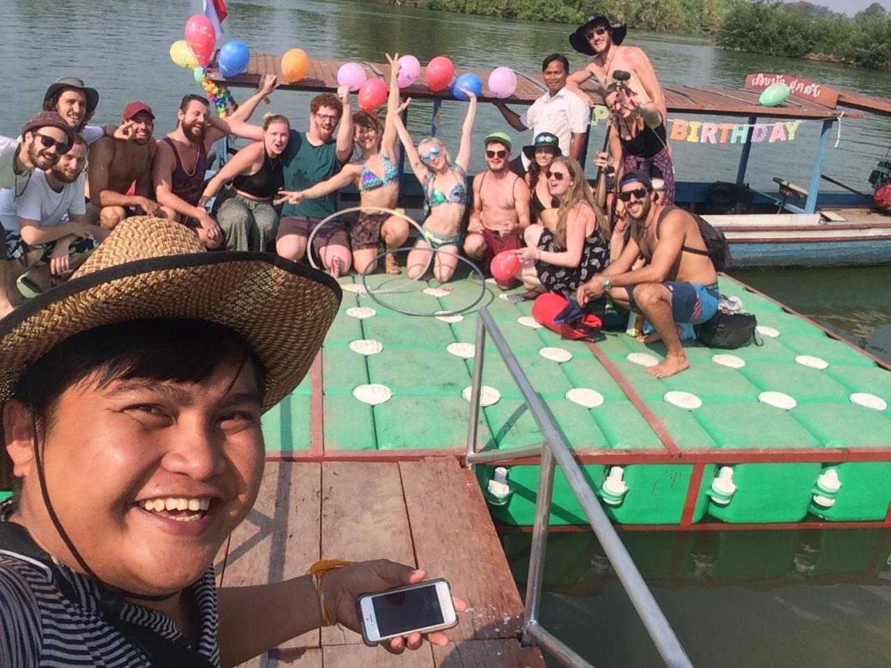 Riverside Bungalow Hotel Ban Dondét Екстериор снимка