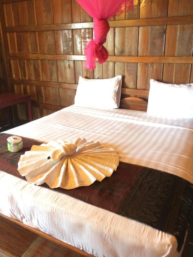 Riverside Bungalow Hotel Ban Dondét Екстериор снимка